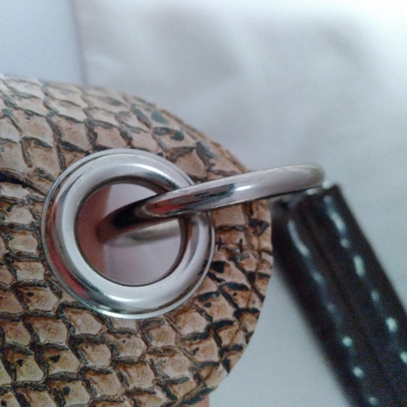 Beautiful Cadillac Ashley M vintage handbag - Picture 9 of 12